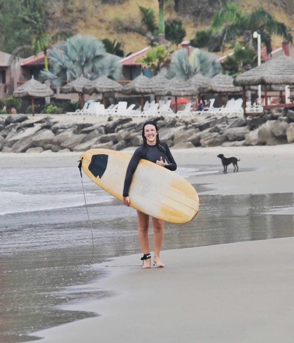 Beginner surfer Ecuador