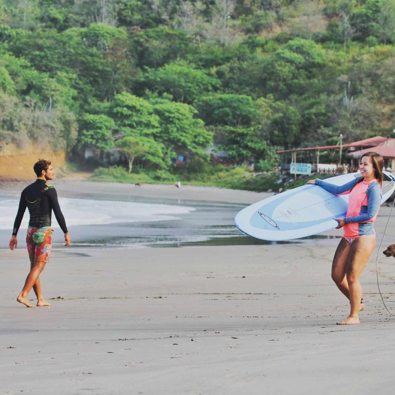 Learn to Surf in Montanita