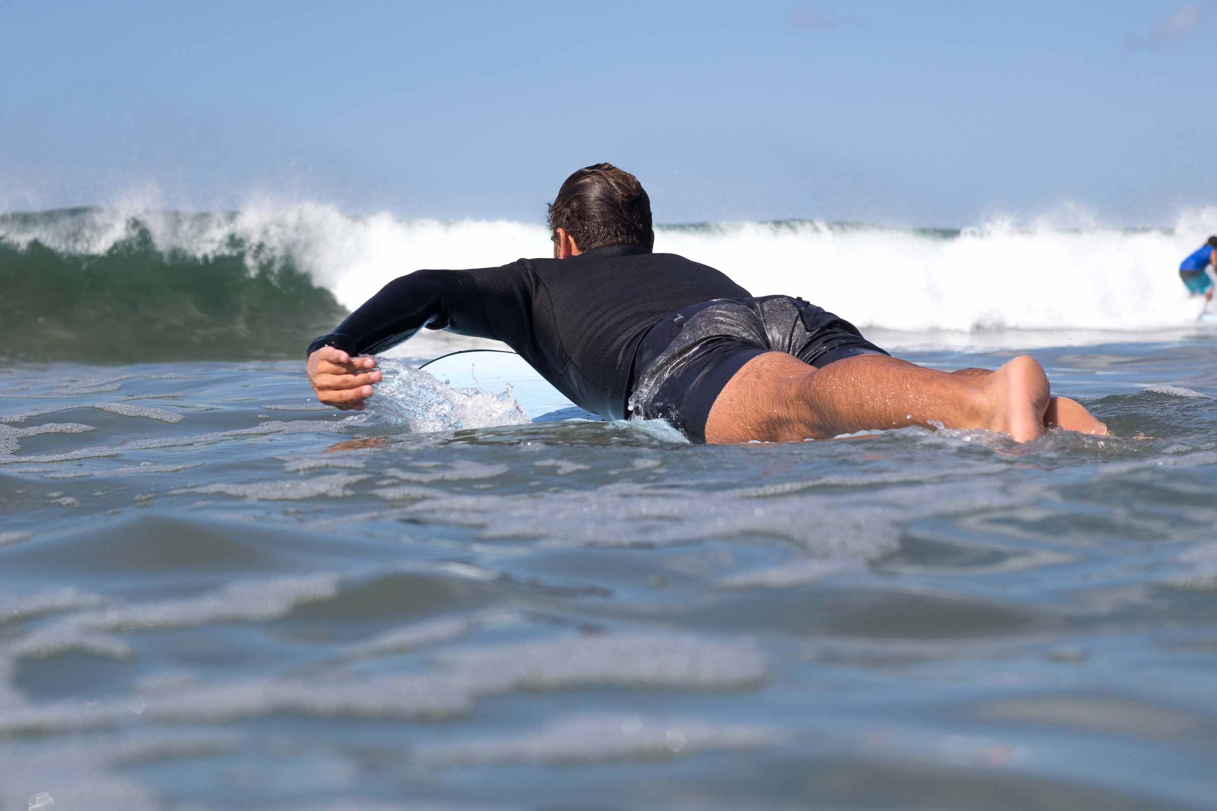 How To Push Through Waves Surf Tips For Passing The Break