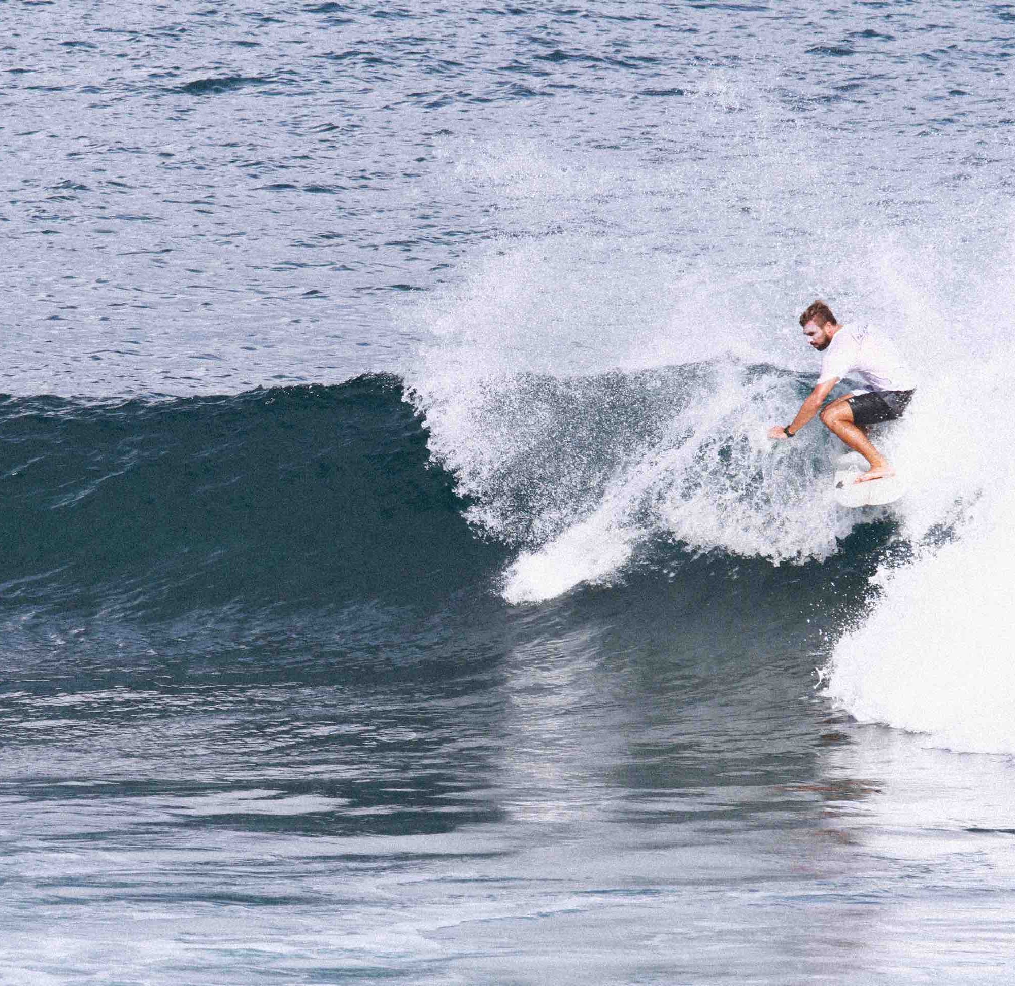 How To Do A Proper Bottom Turn Intermediate Surf Tips