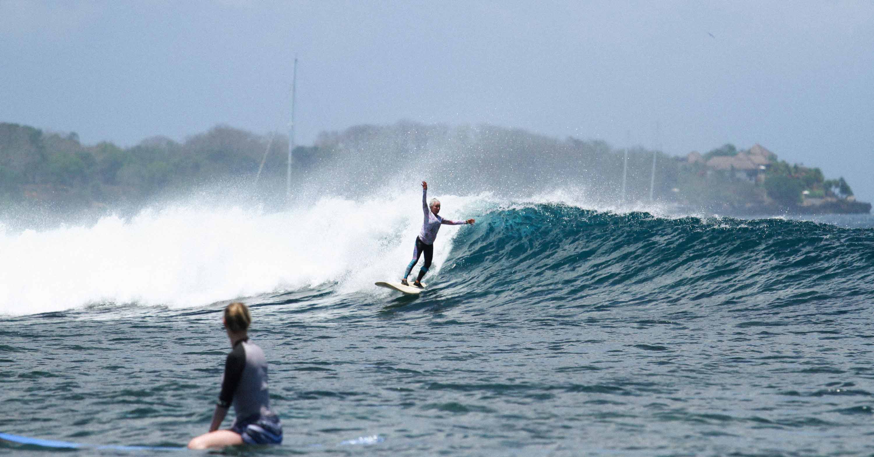 surf boat trip bali